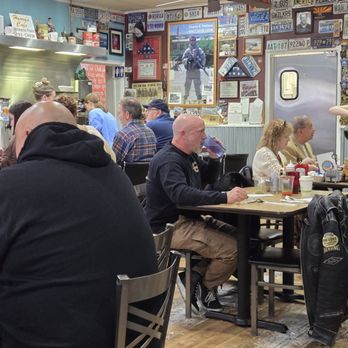 The Coffee Cup - Always busy at The Coffee Cup but lots of seating, short (and expected) waits but great service overall. - Diners Near Me - Boulder City, Nevada