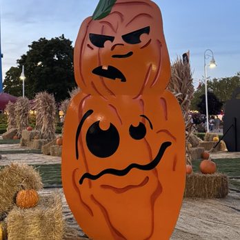 Cedar Point - Amusement Parks Near Me - Sandusky, Ohio