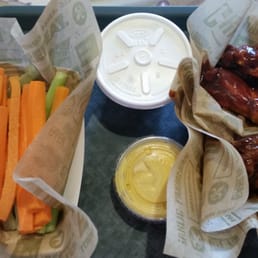 8 piece combo with veggie sticks. Teriyaki and BBQ flavor 8 piece combo with veggie sticks. Teriyaki and BBQ flavor