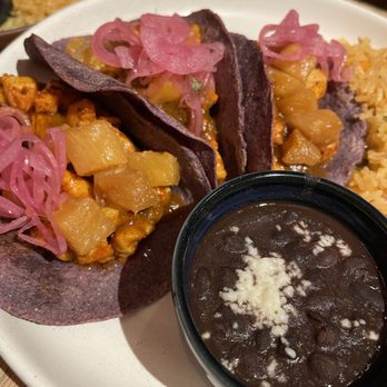 CHICHERIA MEXICAN KITCHEN - Updated May 2025 - 210 Photos & 88 Reviews