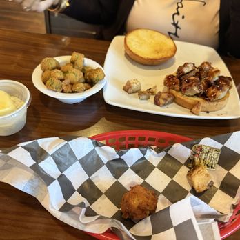 Melvin’s at Riverside - Chopped Chicken Sandwich, Okra, hushpuppies, banana pudding in cup - Southern Near Me - Fayetteville, North Carolina