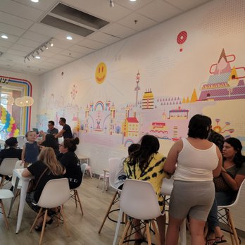 Yonutz - Interior - Donuts Near Me - Las Vegas, Nevada Yonutz - Interior - Donuts Near Me - Las Vegas, Nevada
