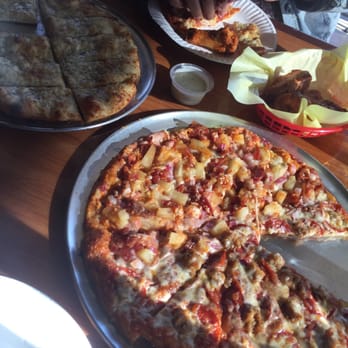Uncle Tony's - Italian Near Me - Valley Glen, California
