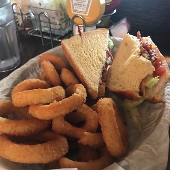 50,000 Silver Dollar Bar - Club sandwich so many onion rings you Won't go away hungry - Bars Near Me 50,000 Silver Dollar Bar - Club sandwich so many onion rings you Won't go away hungry - Bars Near Me
