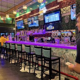 Bar Bar