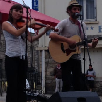 L'Ilot Galette - Concerts tous les jeudis soir l'été - Creperies Near Me - Vannes, 56
