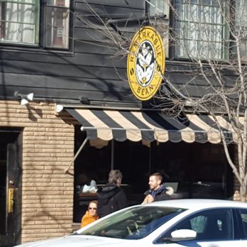 Remarkable Bean - outside - Coffee & Tea Near Me - Toronto, Ontario