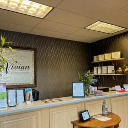 Vivian Clinical Day Spa - Front desk.