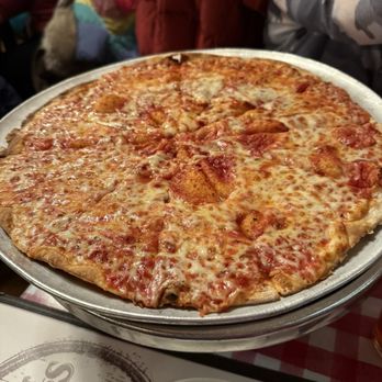 Kinchley's Tavern - Cheese pie - Pizza Near Me - Ramsey, New Jersey