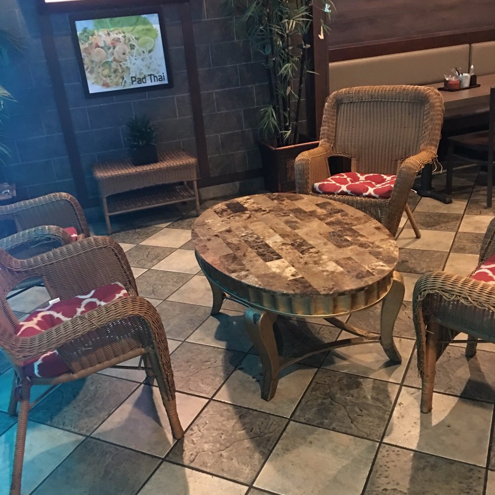 Boba Tea Zone - Very nice patio like decor inside the place - Bubble Tea Near Me - Pomona, California Boba Tea Zone - Very nice patio like decor inside the place - Bubble Tea Near Me - Pomona, California