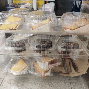 D&D Caribbean Kitchen - Cakes - Caribbean Near Me - Beltsville, Maryland