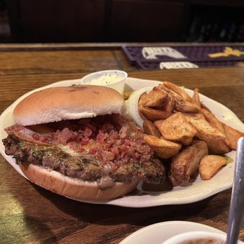 Blind Tiger - Blind tiger burger - Cajun/Creole Near Me - Shreveport, Louisiana Blind Tiger - Blind tiger burger - Cajun/Creole Near Me - Shreveport, Louisiana