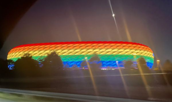 Allianz Arena by null