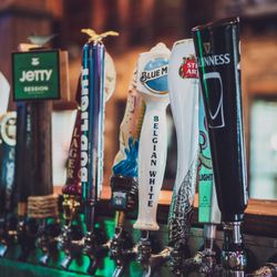 Moore's Tavern & Sports Bar