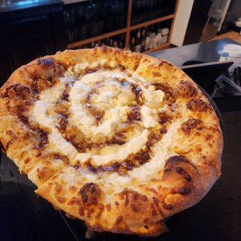 Driftless Pizza - Pizza Near Me - Dubuque, Iowa
