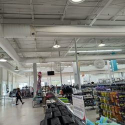 Goodwill Outlet - Allapattah