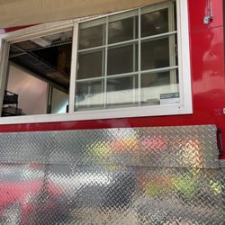 @La's, a Hmong Food Cart