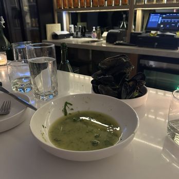 Bananas - Mussels with sauce - New American Near Me - New York, New York Bananas - Mussels with sauce - New American Near Me - New York, New York