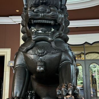Wynn - Outside by entrance - Hotels Near Me - Las Vegas, Nevada Wynn - Outside by entrance - Hotels Near Me - Las Vegas, Nevada