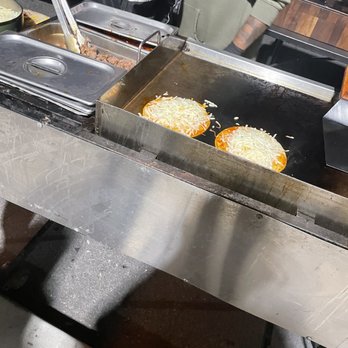 Birria El Chava 805 - a man preparing food - Tacos Near Me - Oxnard, California Birria El Chava 805 - a man preparing food - Tacos Near Me - Oxnard, California