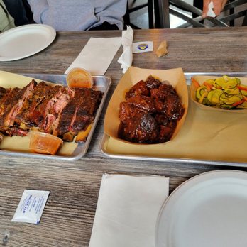 Maple Tree BBQ - Solid BBQ. Nice Smoke ring. Had the rack of ribs, smoked wings, burnt ends, mac & cheese, greens,  corn bread. Jalapeño pickles - Barbeque Near Me - Riverhead, New York