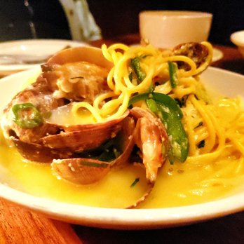 Nightingale - Spaghetti, Manila clam, jalapeno, scallion + white wine. - Live/Raw Food Near Me - Vancouver, British Columbia Nightingale - Spaghetti, Manila clam, jalapeno, scallion + white wine. - Live/Raw Food Near Me - Vancouver, British Columbia