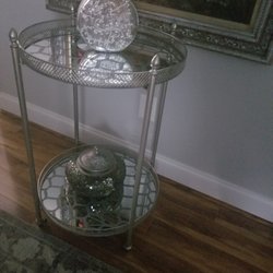 Warrior Antique Flea Mall - Found this beautiful  table at Warrior Antique Flea Mall.