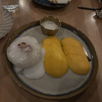 TALAY - MANGO Sticky Rice - Thai Near Me - Orlando, Florida