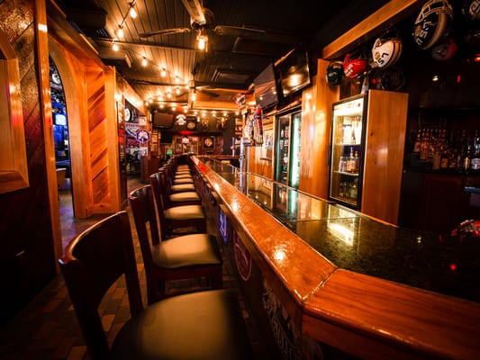 The Station Sports Bar and Grill by null