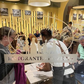 La Famiglia - Italian Near Me - Rome, RM