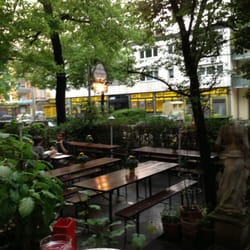 Löwenbräukeller - Biergarten