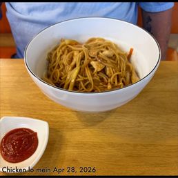 Chicken Lo Mein