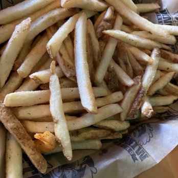 Wings - Fries meh - Chicken Wings Near Me - Minooka, Illinois