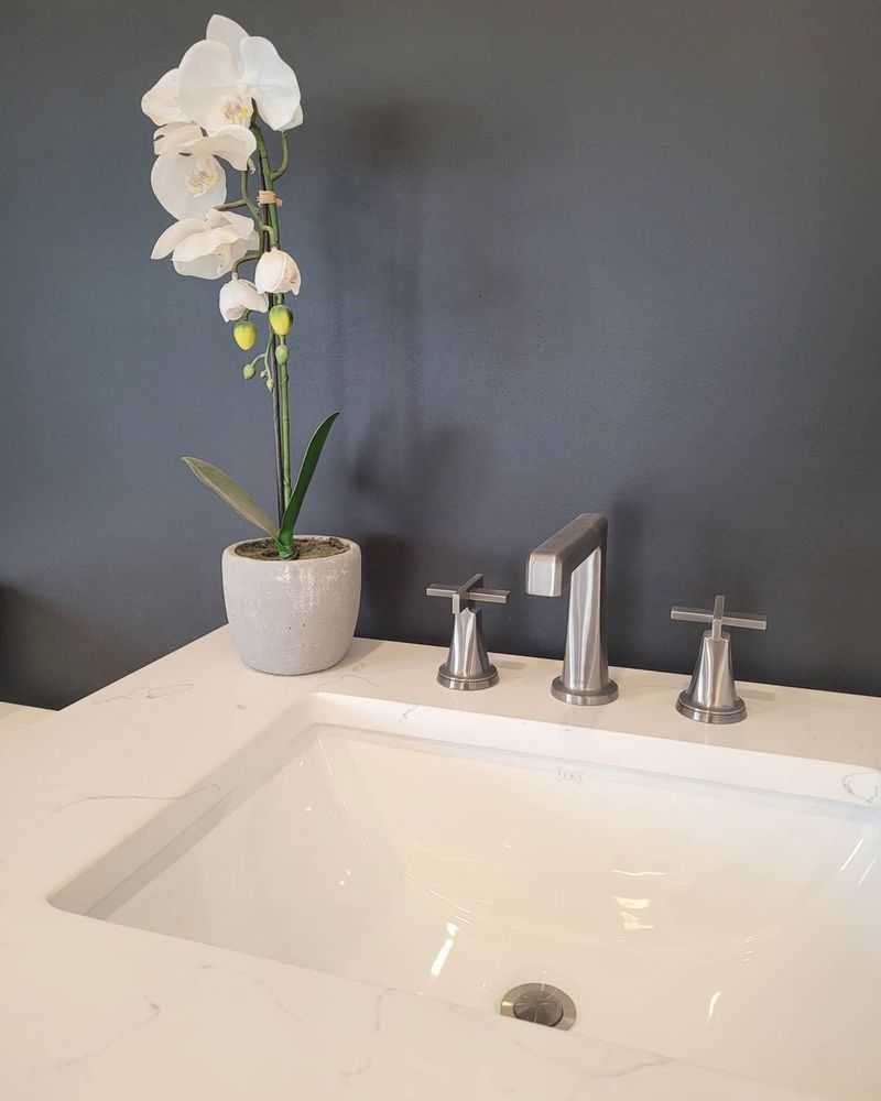 Slide of Belmont Rd Licensed Plumber