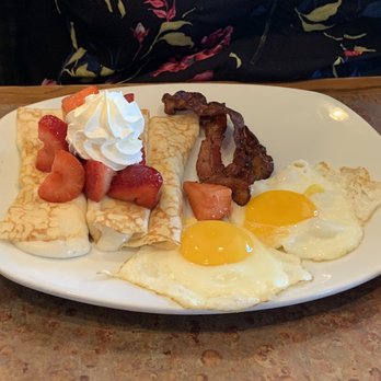 Perkins Restaurant & Bakery - Fresh Strawberry Crepes - American Near Me - Staten Island, New York Perkins Restaurant & Bakery - Fresh Strawberry Crepes - American Near Me - Staten Island, New York