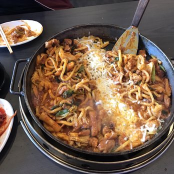 Doraon 1.5 Dak Galbi - Sooo cheeesyy yummm - Korean Near Me - Flushing, New York