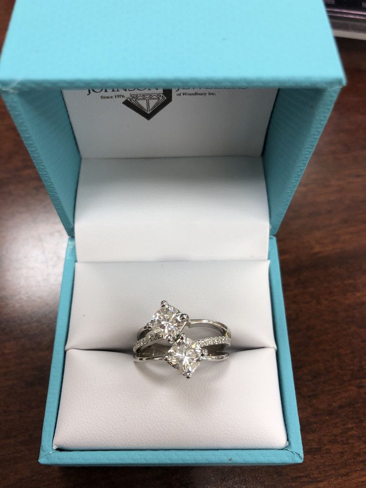 JOHNSON JEWELERS OF WOODBURY Jewelry 783 Radio Dr, Saint Paul, MN Phone Number Yelp