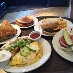 Lakeside Cafe & Bakery - Their delicious grub