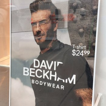 H&M - 10/3/16 front Window. - Women's Clothing Near Me - New York, New York H&M - 10/3/16 front Window. - Women's Clothing Near Me - New York, New York