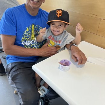 Cielito Coffee & Ice Cream - Ube graham ice cream - Ice Cream & Frozen Yogurt Near Me - Sonoma, California Cielito Coffee & Ice Cream - Ube graham ice cream - Ice Cream & Frozen Yogurt Near Me - Sonoma, California