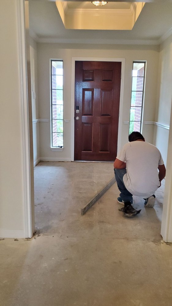 Slide of El Patron Services Construction