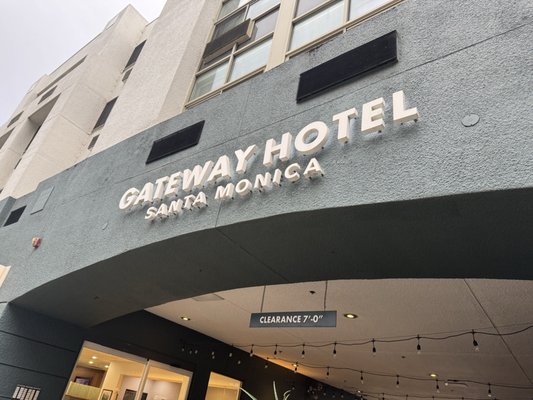 Gateway Hotel Santa Monica by null