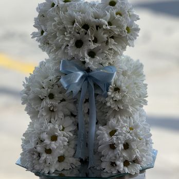 Paradise Flowers & Design - Florists Near Me - Canoga Park, California Paradise Flowers & Design - Florists Near Me - Canoga Park, California