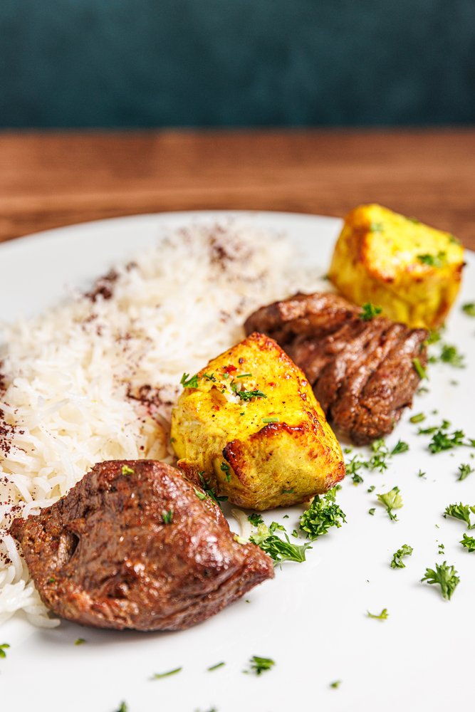 Lusy's Mediterranean Cafe & Grill