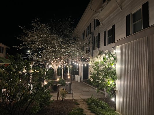 Falls Village Inn by null