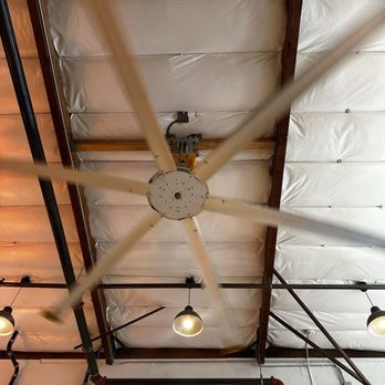 Homage Brewing - Giant fan puts in lots of work. So breezy in here. - Wine Bars Near Me - Los Angeles, California