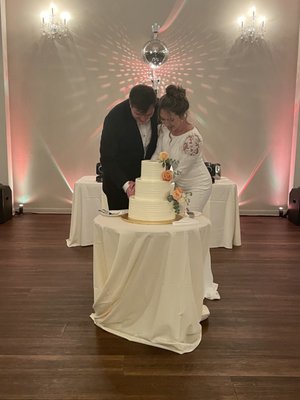 DeEtta's Bakery by null