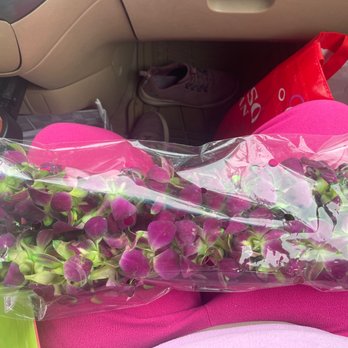 Bolsa Florist 2 - The graduation flowers . - Floral Designers Near Me - Westminster, California