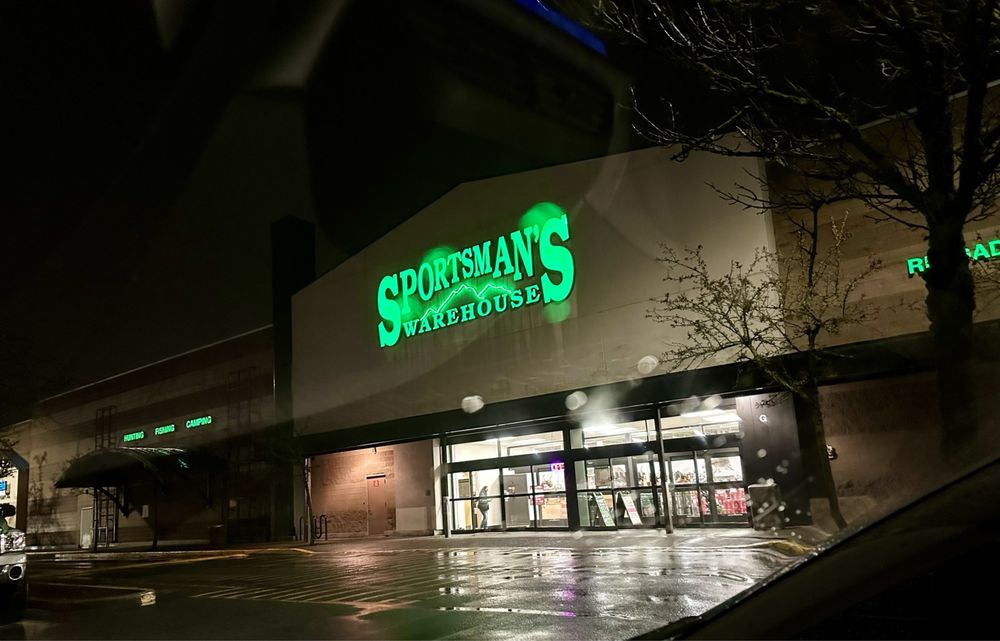 SPORTSMAN’S WAREHOUSE Updated October 2024 13 Photos & 77 Reviews