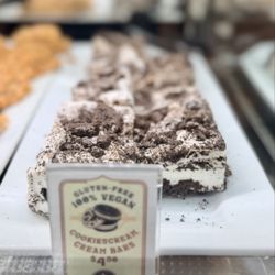 Strange Brew Cafe - Vegan Cookies & Cream Bar (Gluten Free)